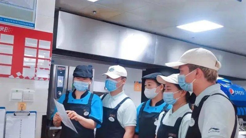 揭秘上海膨化食品批发代理：条件与趋势