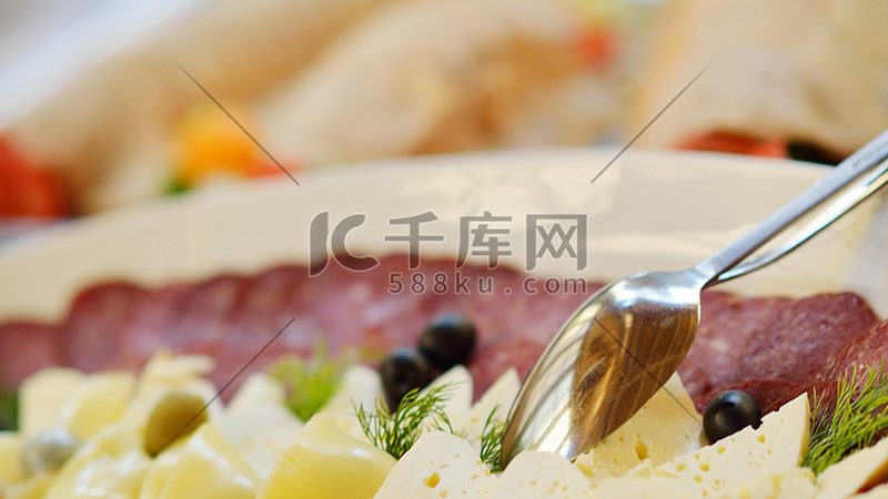 食品标签材质：代加工食品标签的材质选择揭秘**
